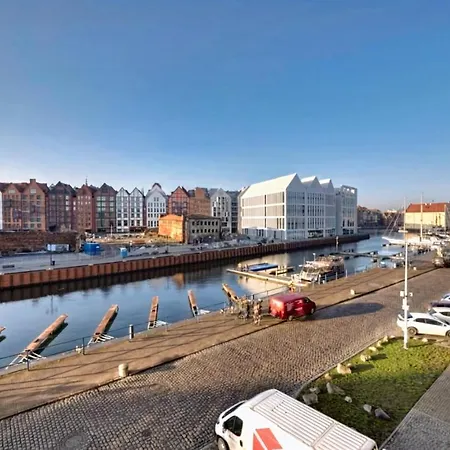 Riverview Waterline & Pool * Gdansk