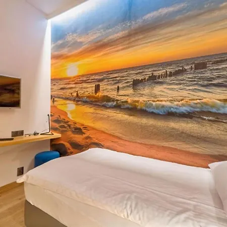 Riverview Waterline & Pool * Gdańsk