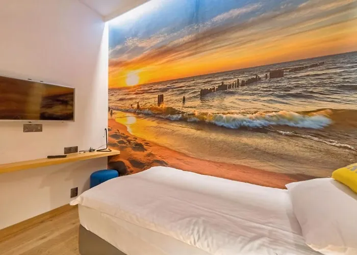 Riverview Waterline & Pool * Gdańsk